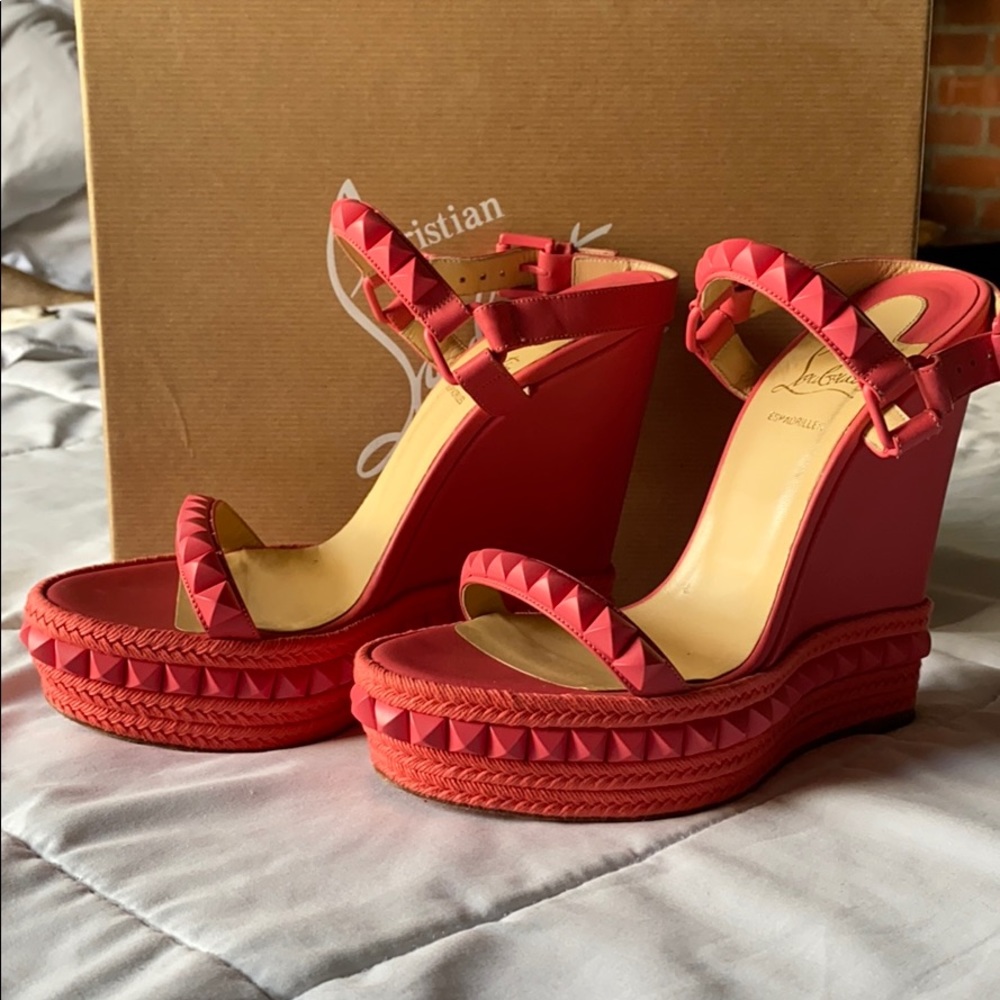 CHRISTIAN LOUBOUTIN Cataclou Espadrille Sz 39